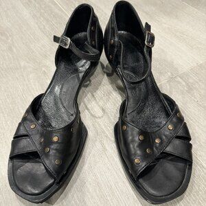 John Fluevog Free Hestia sandals